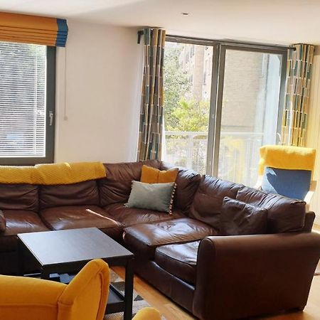 Altido Alluring 3Br Apt Near The Centre With Parking Эдинбург Экстерьер фото
